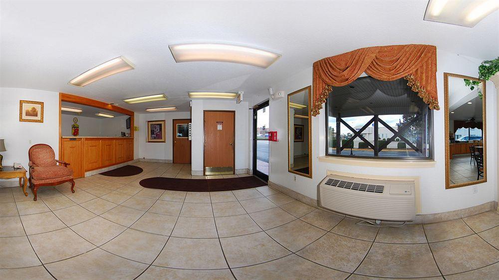 Hotel Super 8 By Wyndham Richmond Extérieur photo