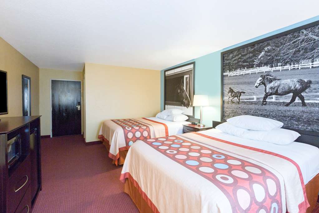 Hotel Super 8 By Wyndham Richmond Chambre photo